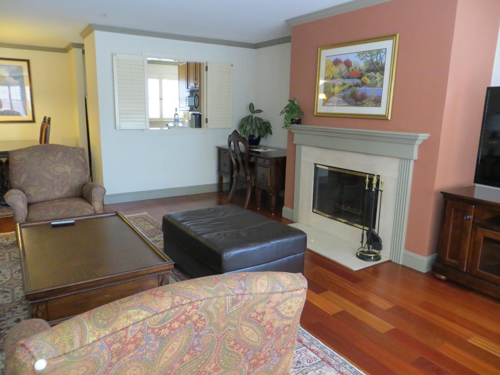 Cow Hollow Inn and Suites — photo 3