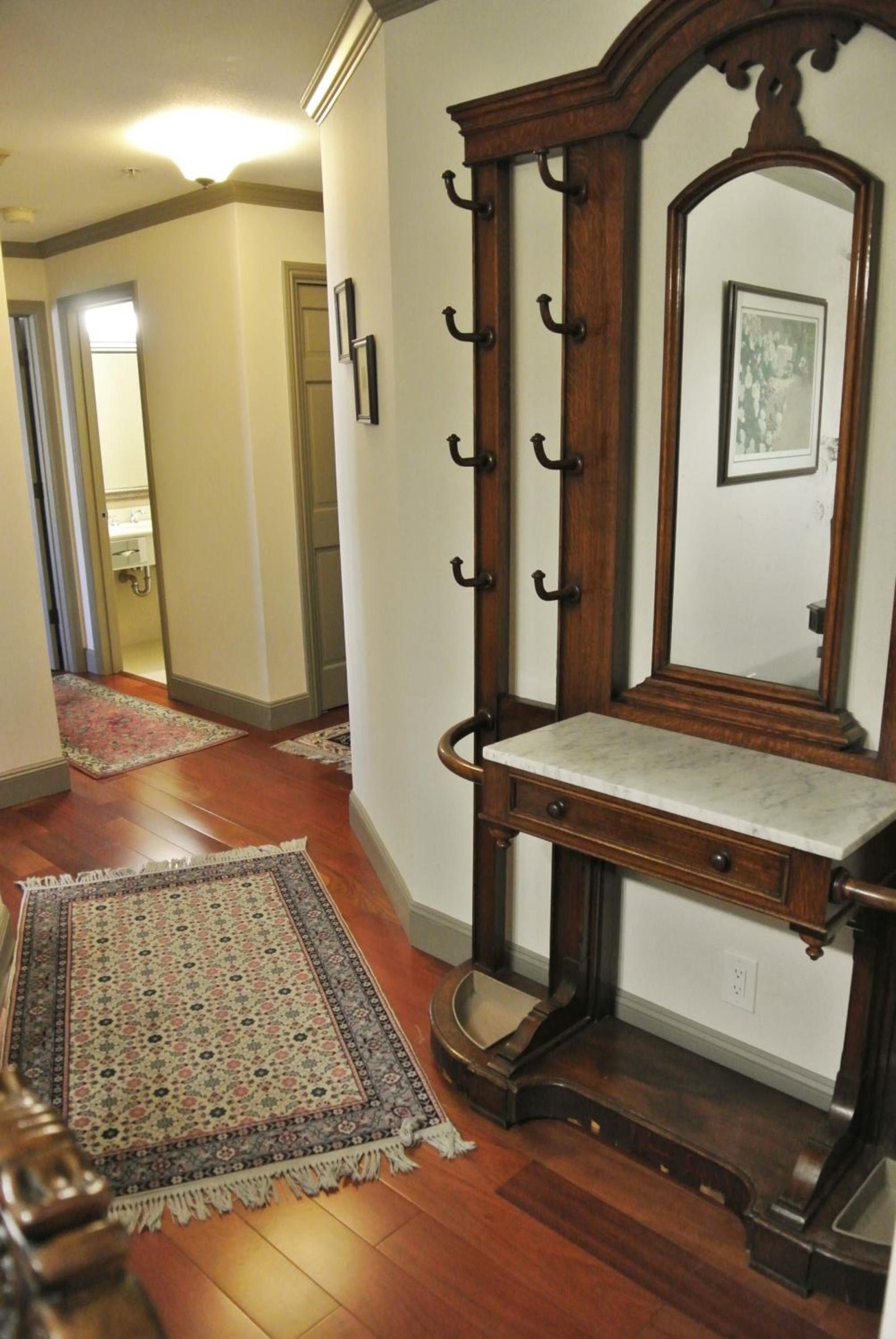 Cow Hollow Inn and Suites — photo 5